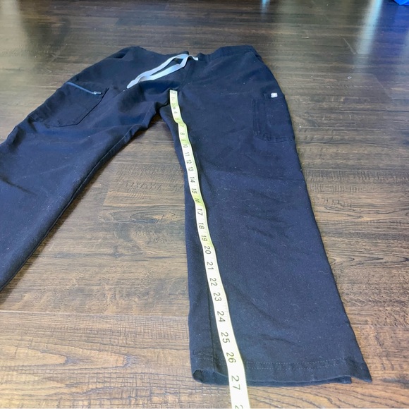 Figs Black petite scrub pants - Picture 8 of 8